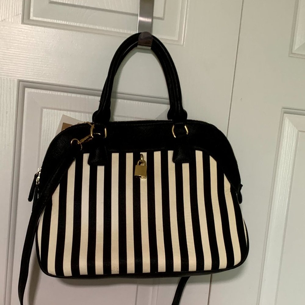 Miztique Handbag- Big Stripe- Black/Ivory